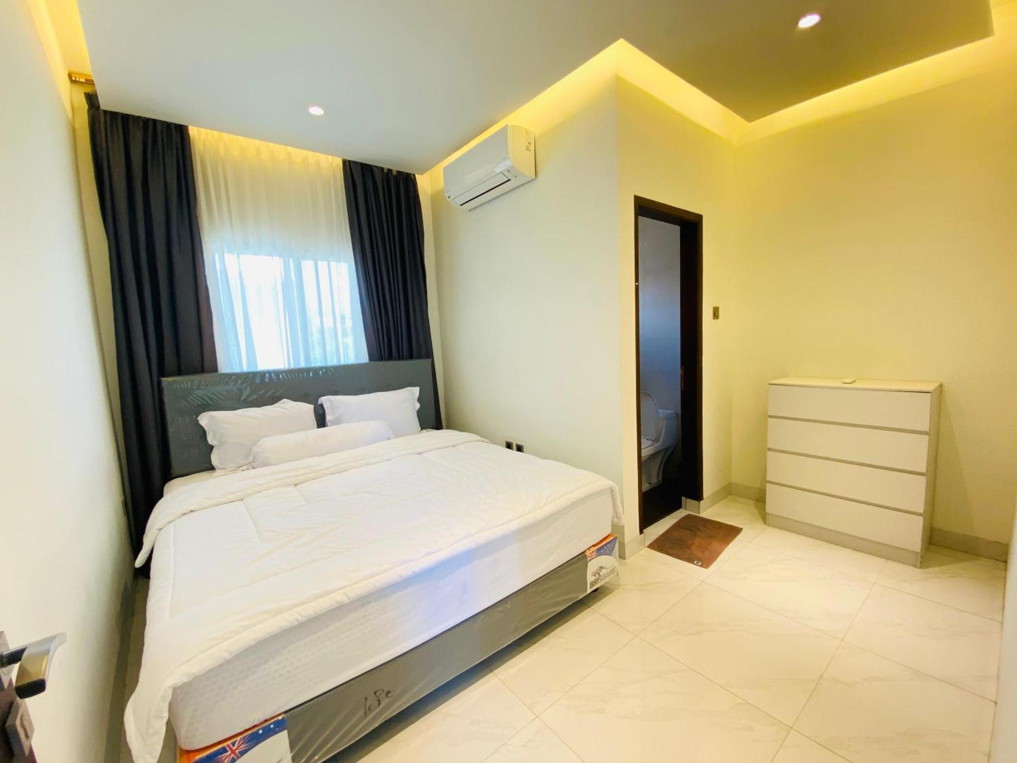 Villa Imperial Diamond Cibadak  Bagian luar foto
