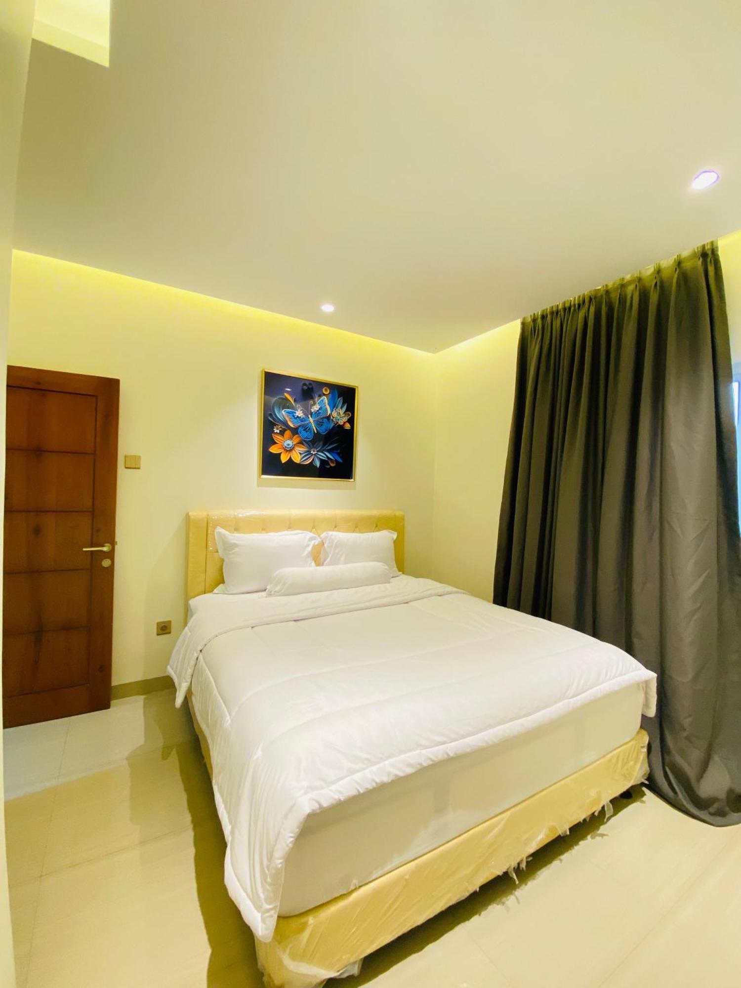 Villa Imperial Diamond Cibadak  Bagian luar foto